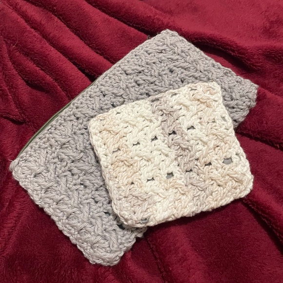 Hand Crafted Handbags - 👛 Crocheted Zipper Bags